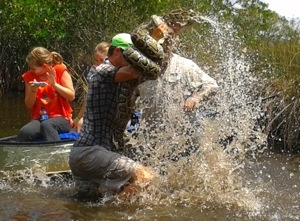 python wrestling Florida Everglades